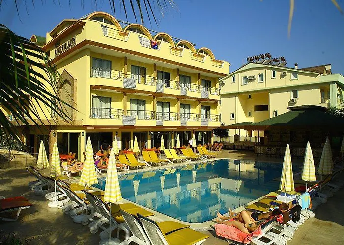 Grand Lukullus 호텔 4*