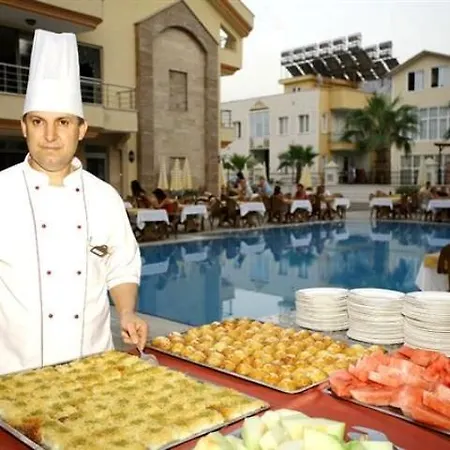 Otel Grand Lukullus 4*