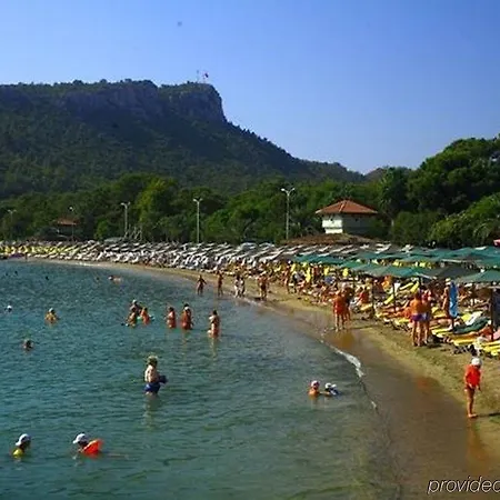 Grand Lukullus Ξενοδοχείο 4*