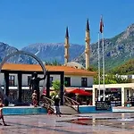 Otel Grand Lukullus 4*