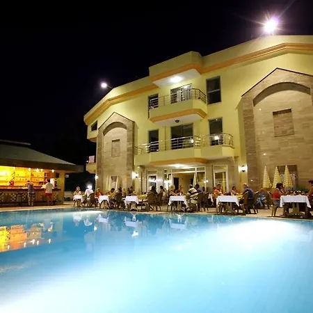 Otel Grand Lukullus 4*