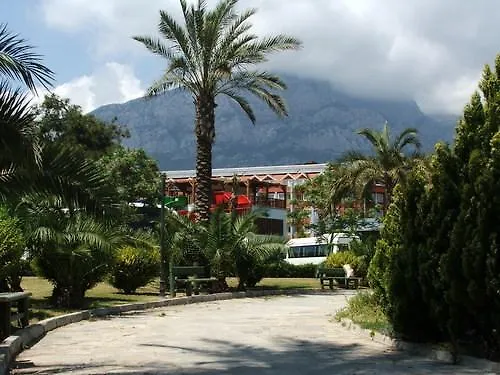 Hotel Grand Lukullus 4*